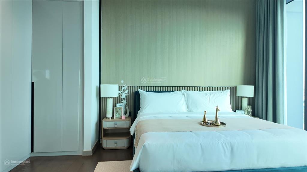 Cho thuê siêu phẩm 3pn grand marina, 185m2 view sông đẳng cấp