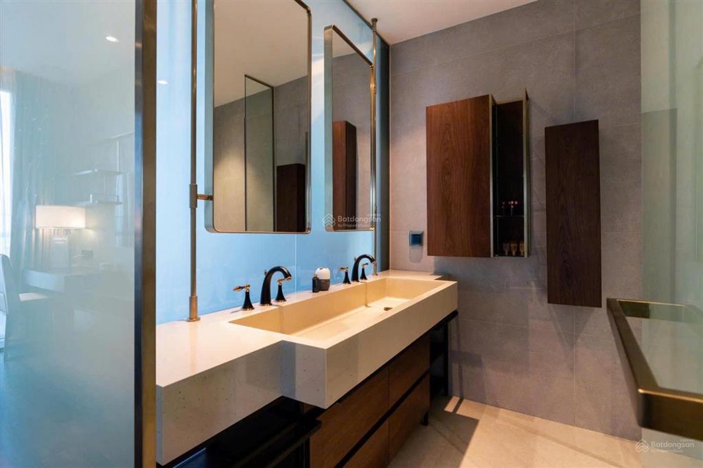 Cho thuê duplex tại vinhomes ba son 280m2 view trực diện sông