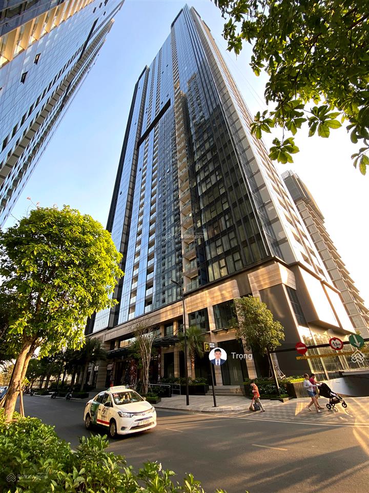 Cho thuê shophouse tầng thương mại tại vinhomes golden river ba son