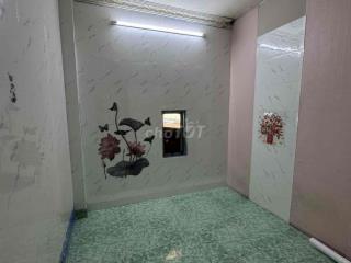 Phòng nhỏ xinh lầu 2 an ninh sạch sẽ tại hẻm Hoàng Diệu