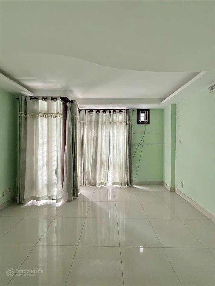 Bán gấp nhà hẻm xe hơi đường hoa lan phú nhuận hầm, 4 tầng 16,4 tỷ