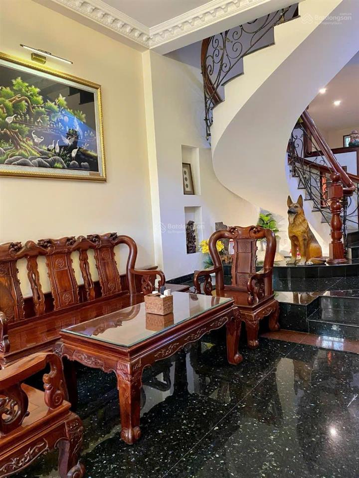Siêu phẩm biệt thự nguyễn trọng tuyển pn  7,5x21m, 4 tầng mới đẹp lung linh