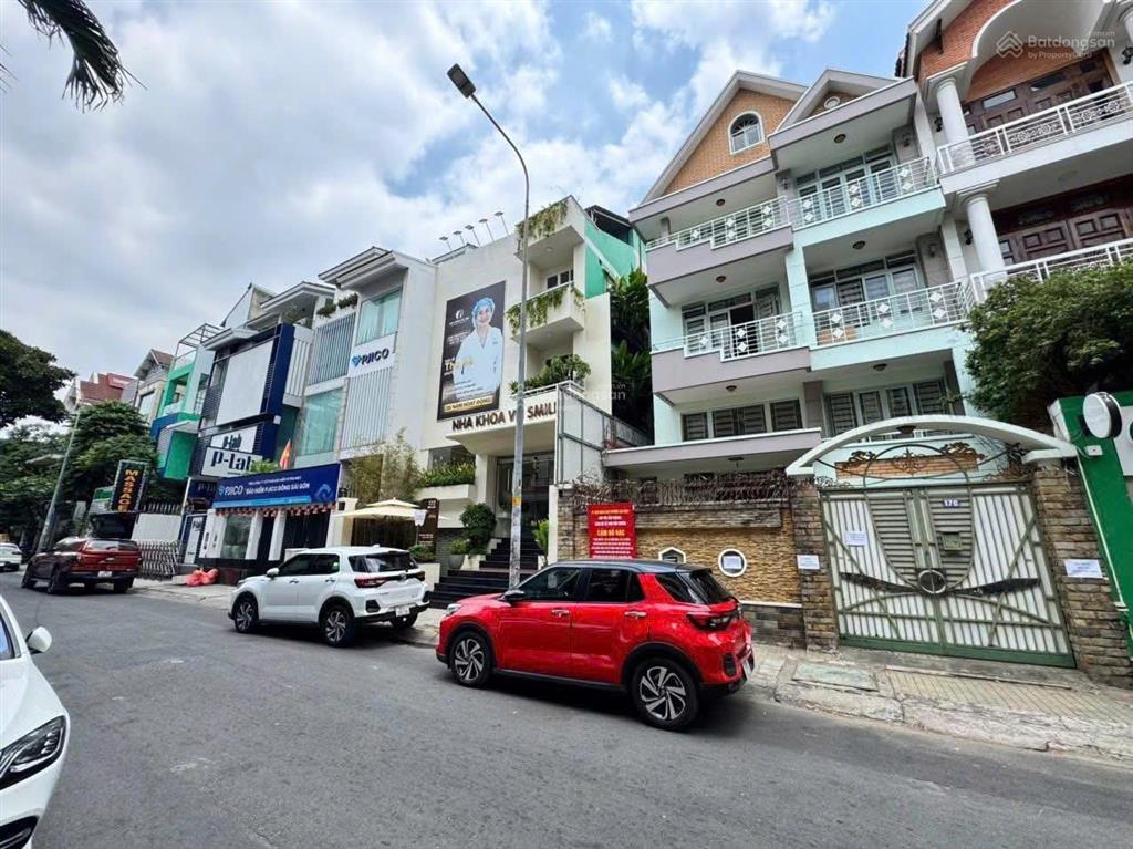 Biệt thự cao cấp 170 đường hoa lan phú nhuận chỉ 50 tỷ  phan xích long
