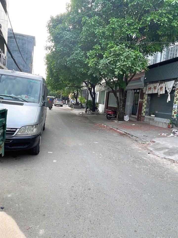 Mặt tiền phan xích long khu ẩm thực sầm uất ngang khủng 8,2m 65 triệu/tháng