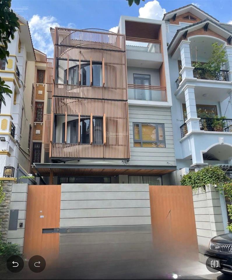 Biệt thự đường hoa đào khu phan xích long phú nhuận 5 tầng 144m2