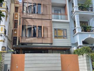 Biệt thự đường hoa đào khu phan xích long phú nhuận 5 tầng 144m2