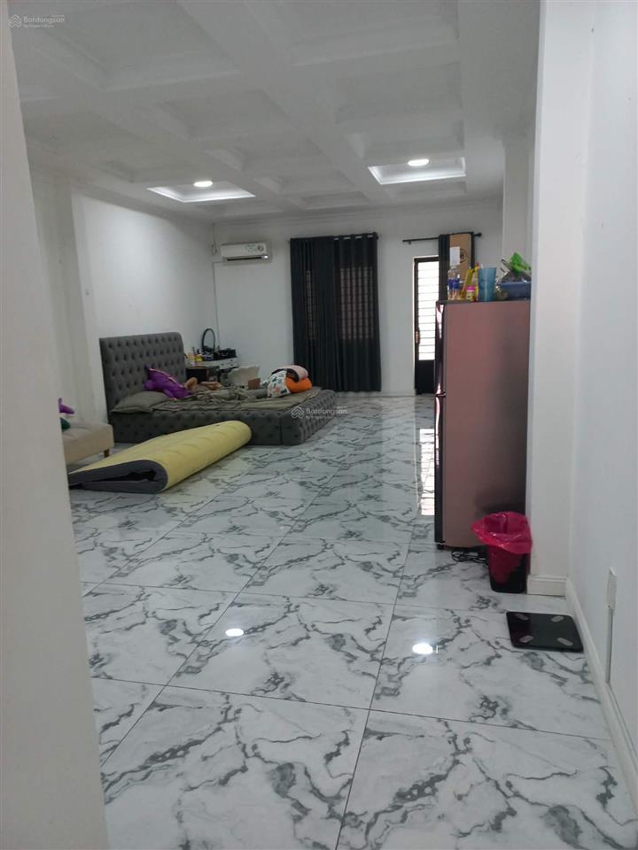 Lê văn sỹ q.3 dt 5x25m, 4 tầng nhà mới 40 triệu