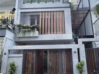 Lê văn sỹ q.3 dt 5x25m, 4 tầng nhà mới 40 triệu