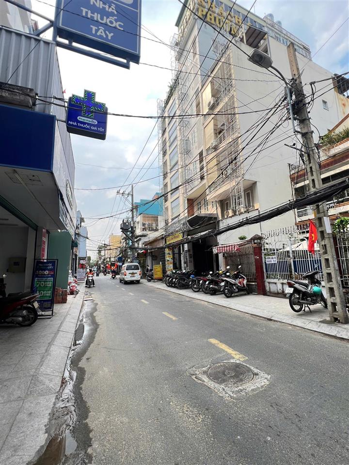 Bán nhà góc 2mt 226 phan văn hân, p. 17 bình thạnh 8,8x23m  50 tỷ