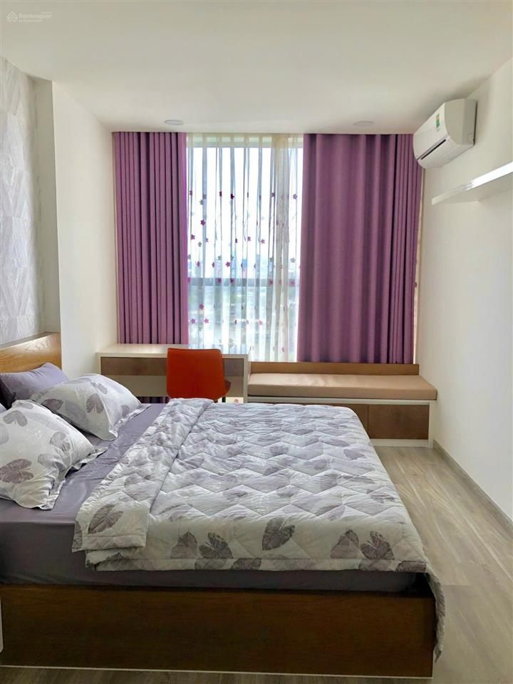 Cho thuê 2 pn chung cư riva park lâu cao view bitexco thoáng rộng xem nhà 24/24