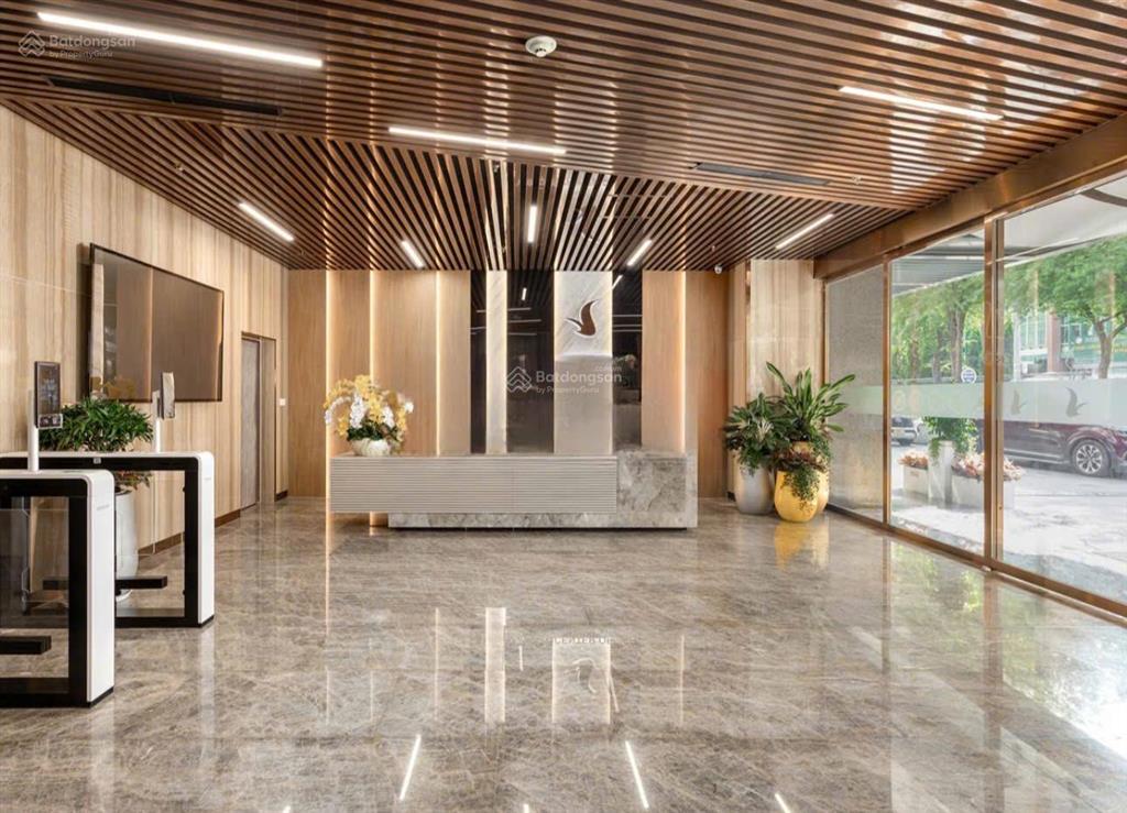 Vincom center văn phòng cho thuê quận 1 đường đồng khởi. dt 200m2.  0906 391 ***