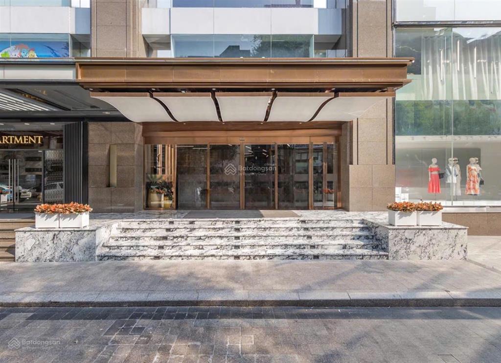 Vincom center văn phòng cho thuê quận 1 đường đồng khởi. dt 200m2.  0906 391 ***