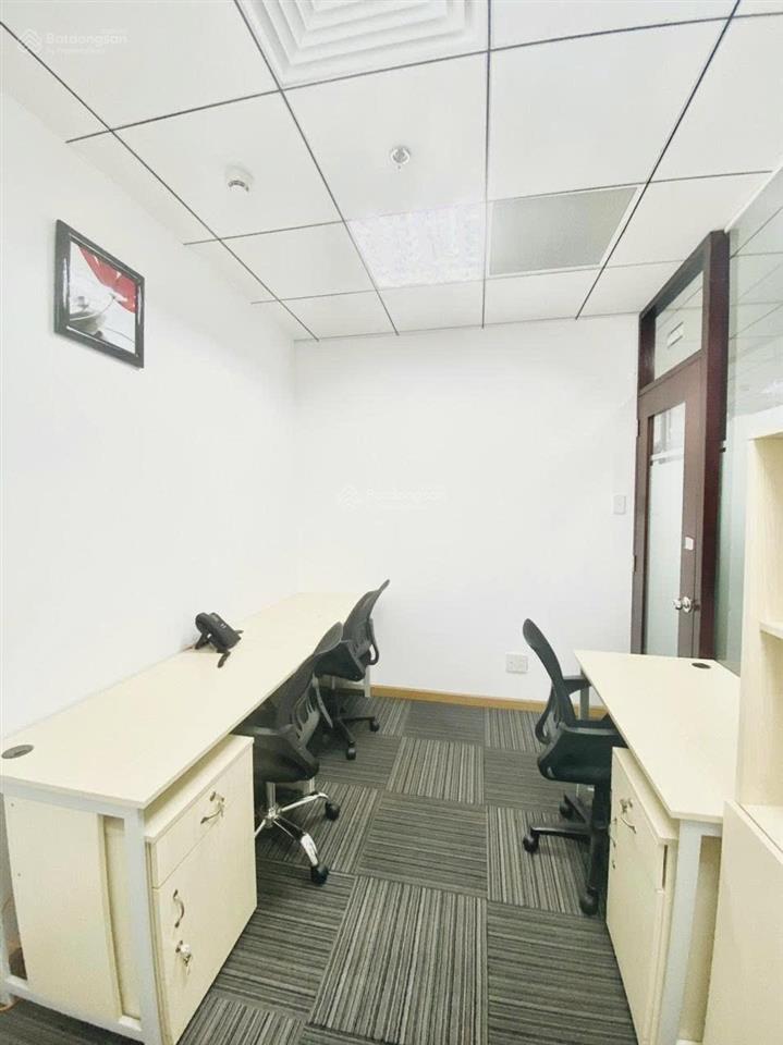 Cho thuê trọn gói giá rẻ tại tòa nhà viettel complex, cmt8, quận 10. dt 20m2. đt 0906 391 ***