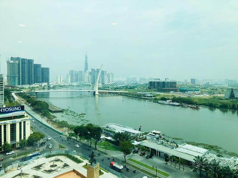 Cho thuê văn phòng vietcombank tower, công trường mê linh, quận 1. dt 185m2.  0906 391 ***