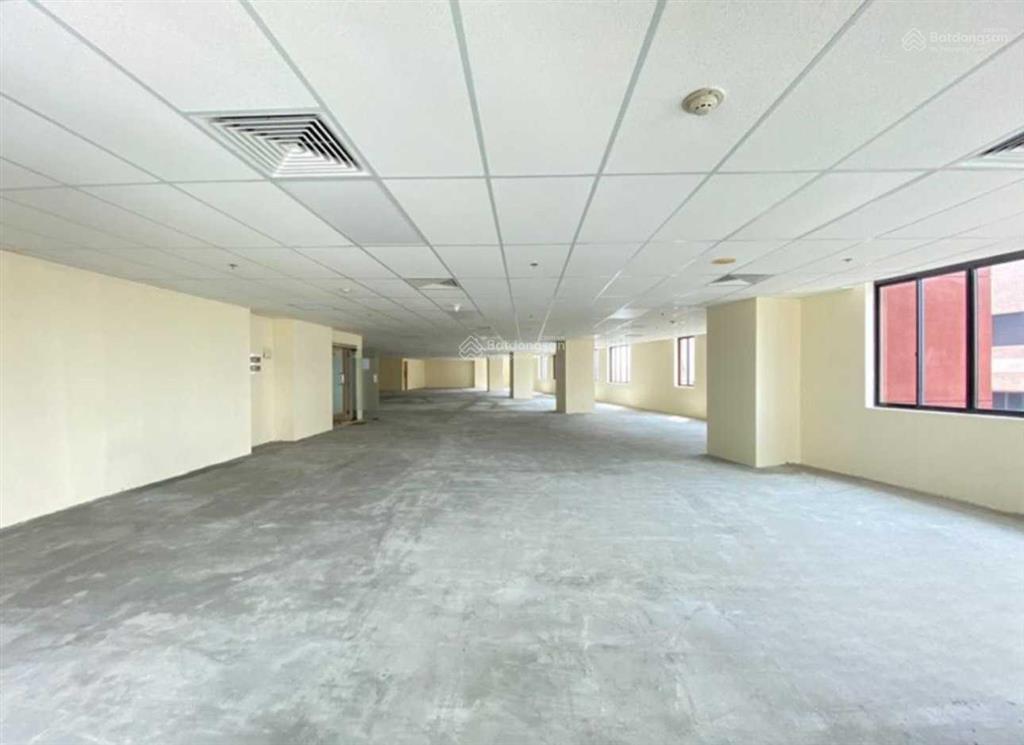 Cho thuê văn phòng mê linh point tower, đường ngô đức kế, q1. dt 200m2.  0906 391 ***