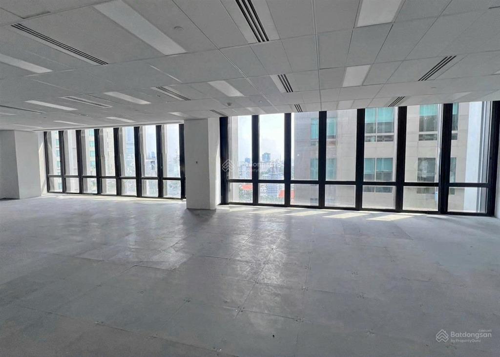 Cho thuê văn phòng tòa nhà ngôi nhà đức đường lê duẩn, quận 1. dt 200m2.  0906 391 ***