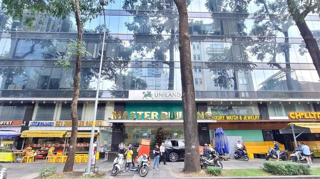 Cho thuê văn phòng master building, đường trần cao vân, quận 3. dt 200m2.  0906 391 ***