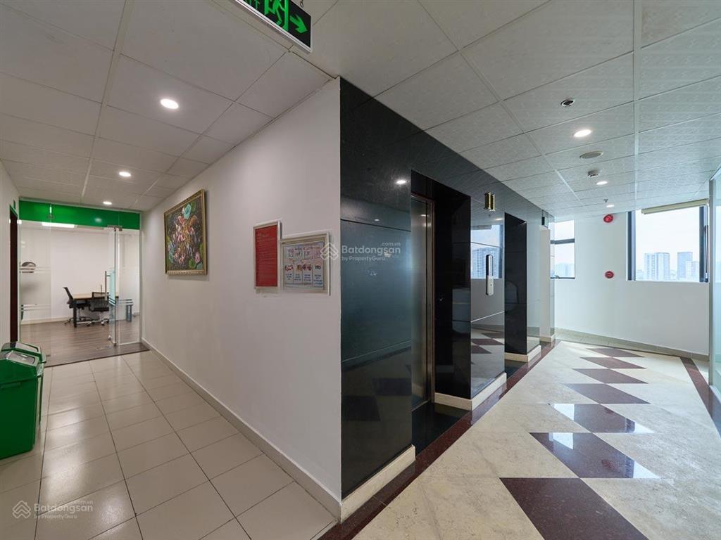 K&m tower văn phòng cho thuê đường ung văn khiêm, bình thạnh. dt 150m2.  0906 391 ***