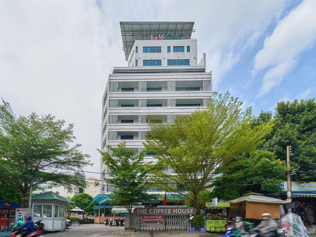 K&m tower văn phòng cho thuê đường ung văn khiêm, bình thạnh. dt 150m2.  0906 391 ***