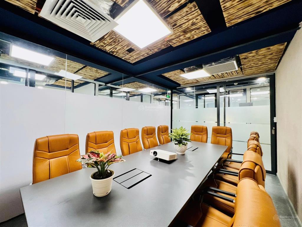 Cho thuê văn phòng trọn gói giá tốt tại quận 1  với đa dạng diện tích.  0906 391 ***  zalo