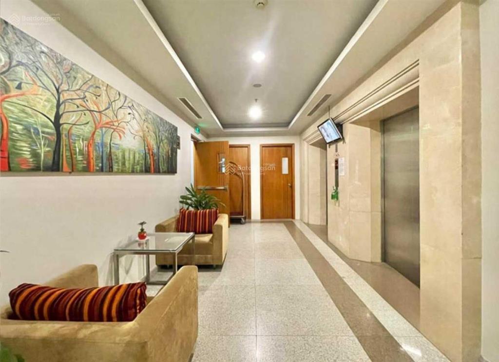 Cho thuê văn phòng tòa nhà wmc tower đường cống quỳnh, quận 1. dt 200m2  0906 391 ***