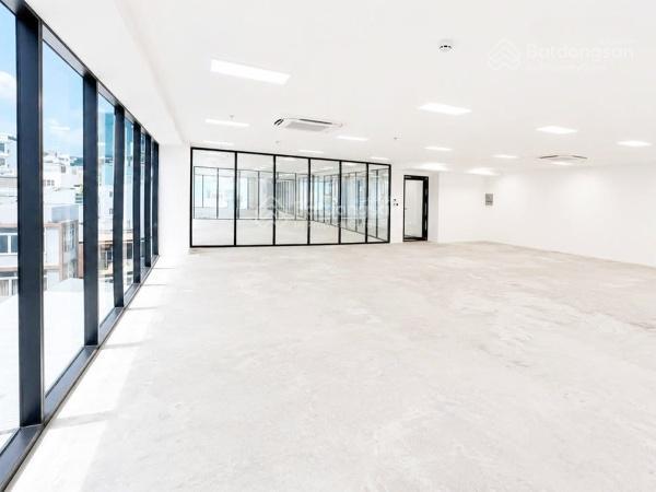 Atlas building văn phòng cho thuê đường phó đức chính, quận 1. dt 65m2.  0906 391 ***