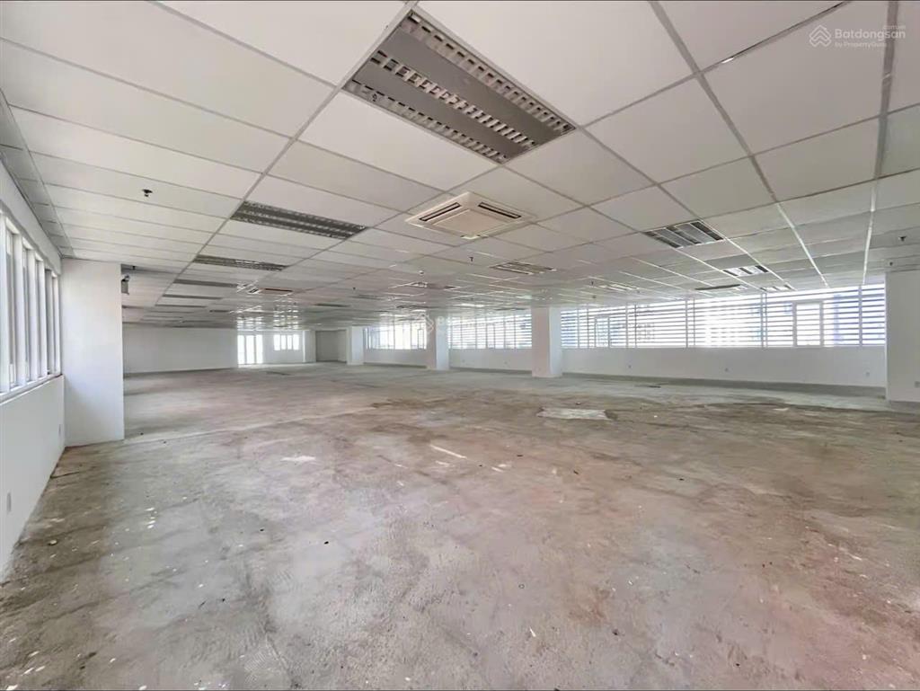 Cho thuê văn phòng quận 1 đường võ văn kiệt  samco building, dt 200m2,  0906 391 ***