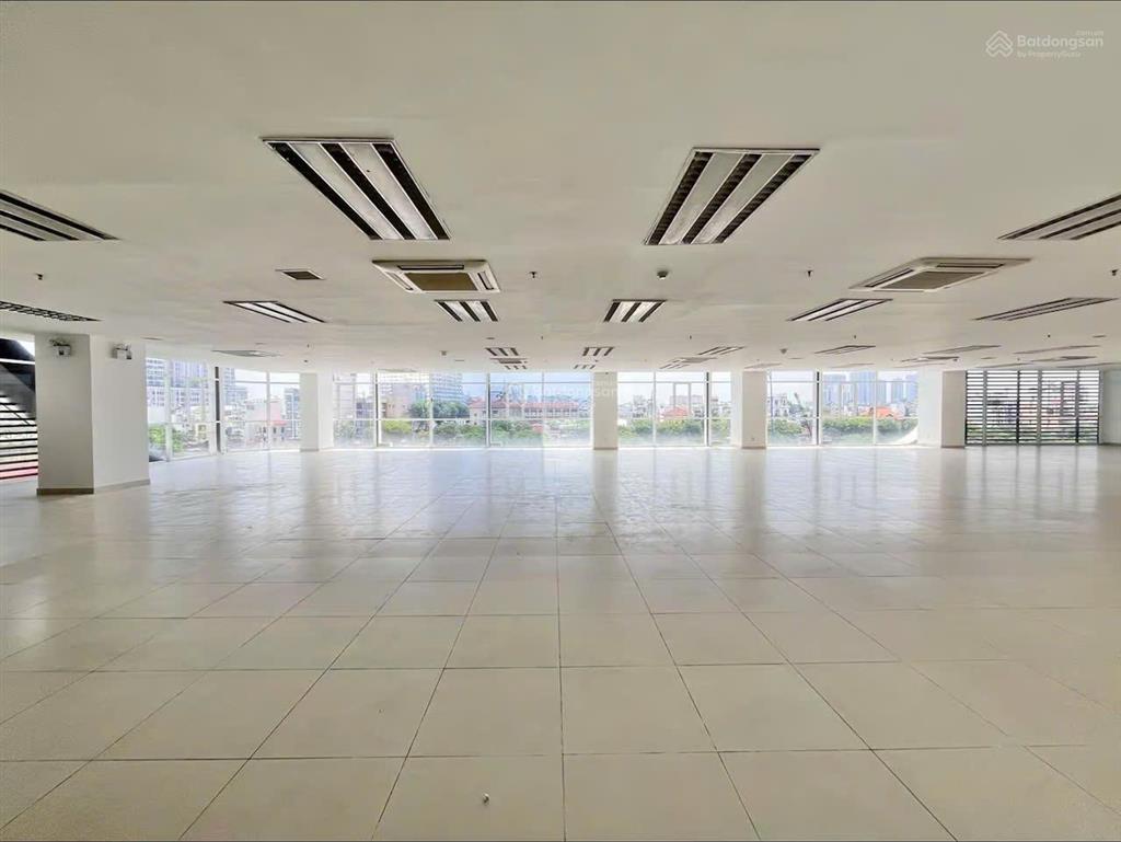 Cho thuê văn phòng quận 1 đường võ văn kiệt  samco building, dt 200m2,  0906 391 ***