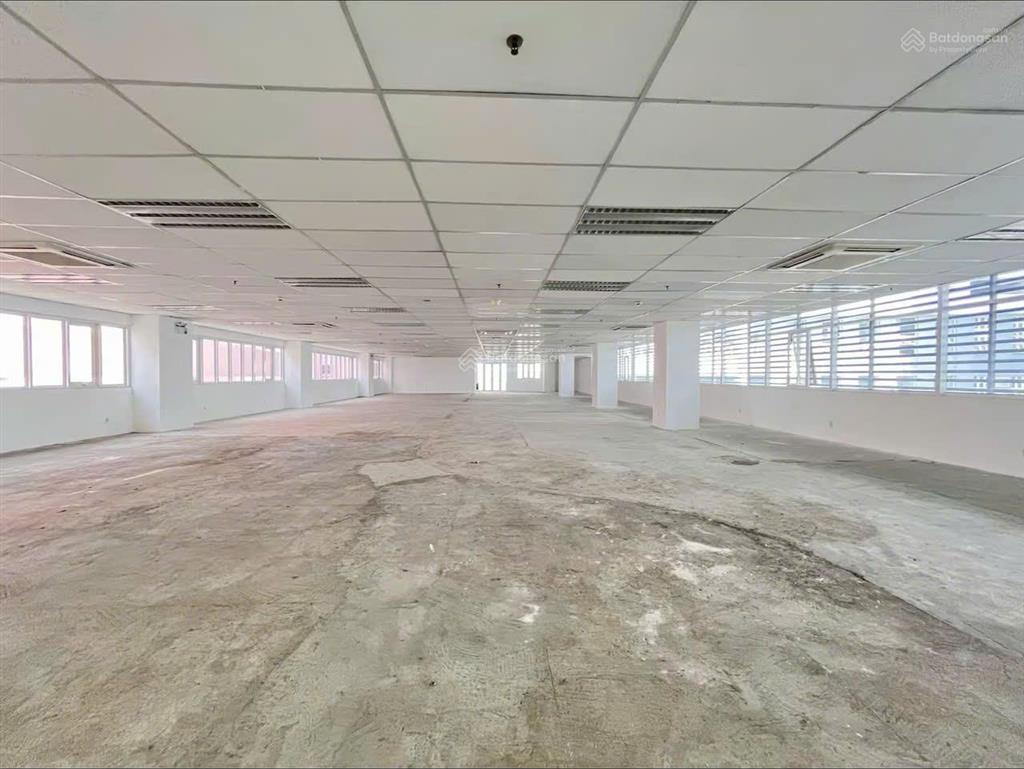 Cho thuê văn phòng quận 1 đường võ văn kiệt  samco building, dt 200m2,  0906 391 ***