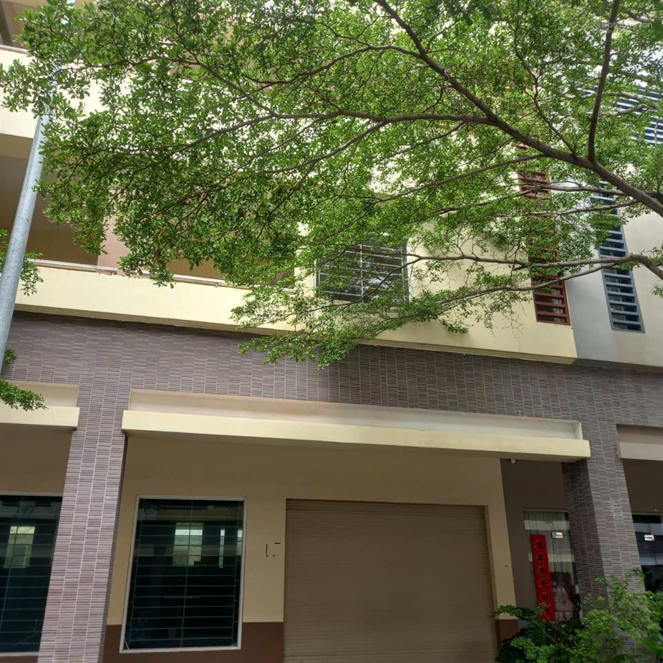 Cho thuê shophouse gold town thành phố mới bình dương tel 0903 939 ***