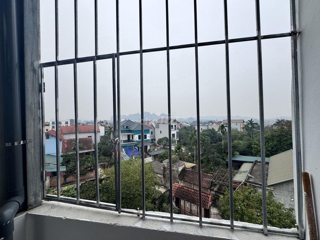Cho thuê nhà 4 tầng cạnh sân bóng xóm Đồng Xã, Chương Mỹ