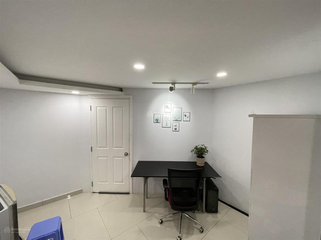 Phòng đầy đủ nội thất trong khu pegasuite giá chỉ 3,5 triệu/tháng