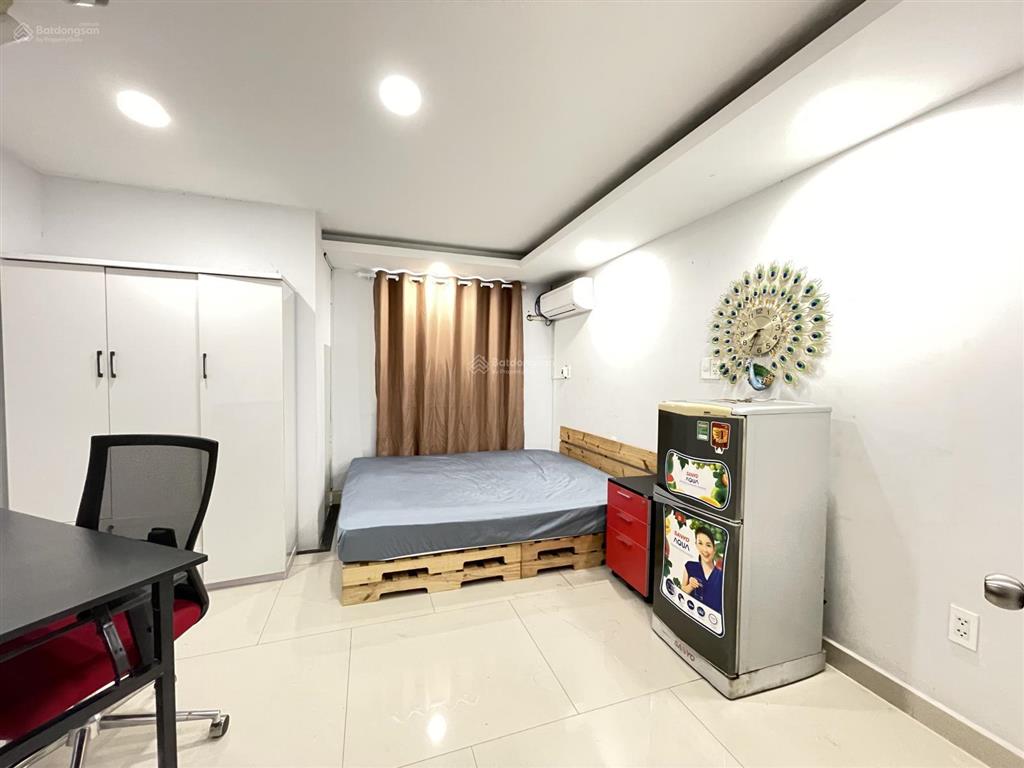 Phòng đầy đủ nội thất trong khu pegasuite giá chỉ 3,5 triệu/tháng
