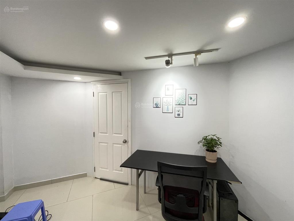 Phòng đầy đủ nội thất trong khu pegasuite giá chỉ 3,5 triệu/tháng