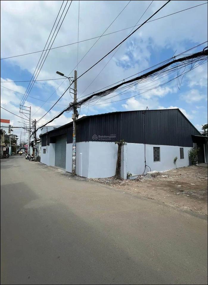 Cho thuê kho xưởng mới 300m2 chợ cầu quang trung