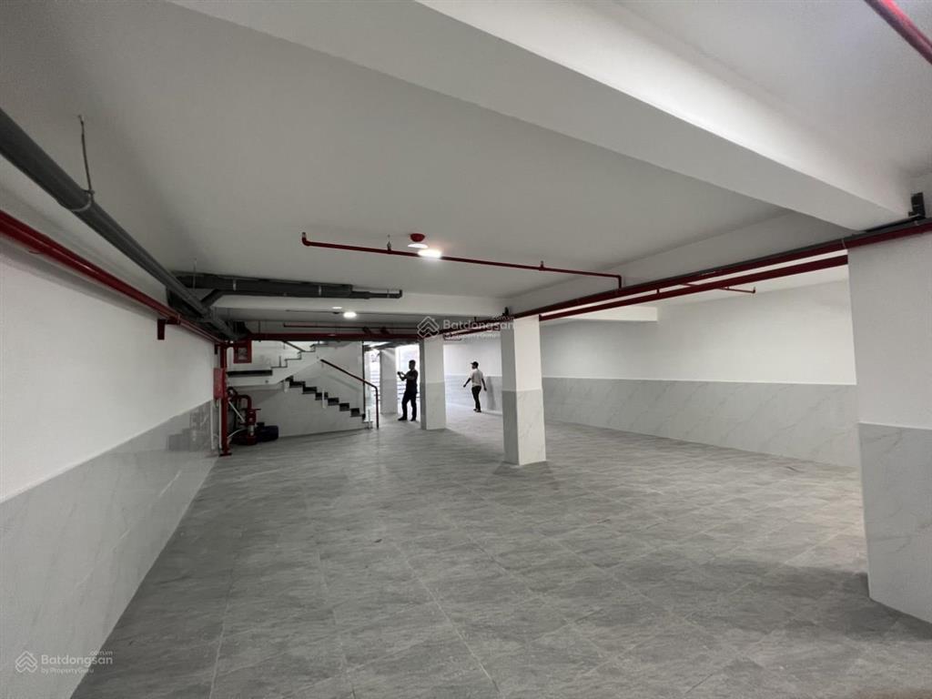 Cho thuê tòa nhà văn phòng mt đường, p.thới an,diện tích 9x30 7 lầu