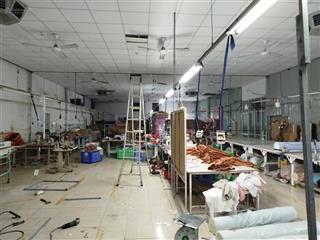 Cho thuê xưởng may 300m2 phạm văn chiêu