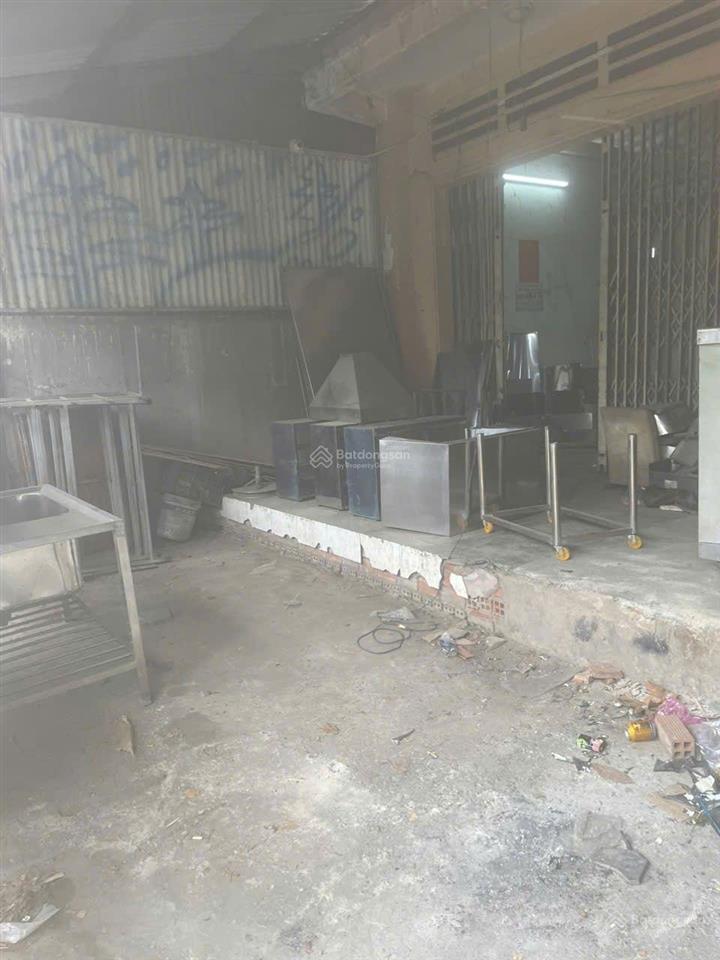 Cho thuê xưởng cơ khí 504m2 phạm văn bạch