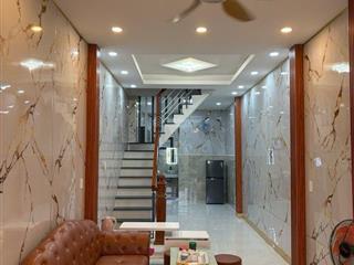Nhà mới 3,5x15 1 lầu 2 phòng hủ full nội thất