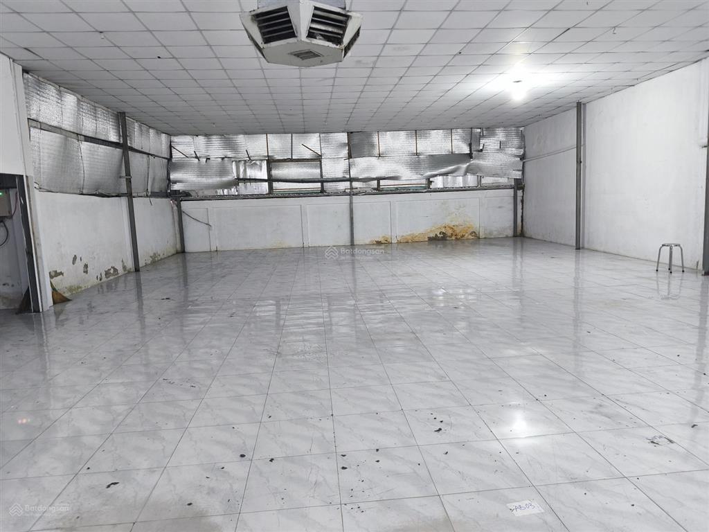 Cho thuê xưởng may 700m² giá 40tr gò vấp