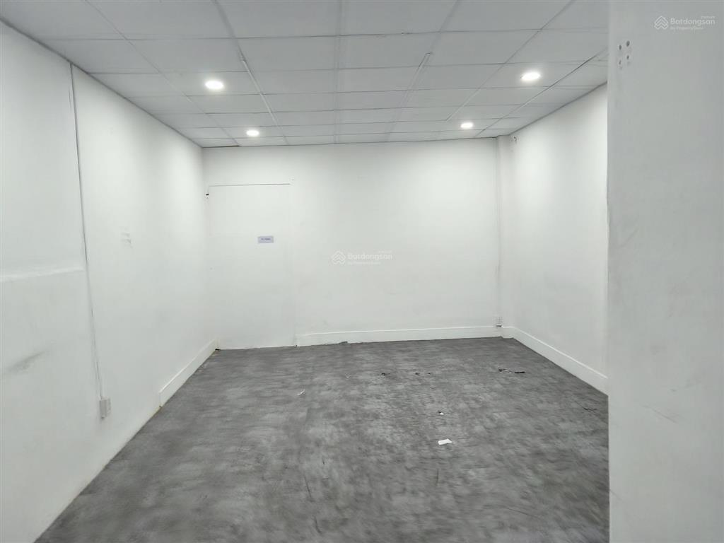 Cho thuê xưởng may 700m² giá 40tr gò vấp