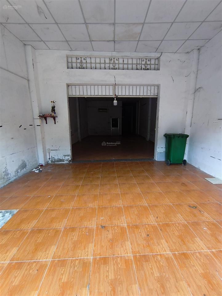 Cho thuê nhà 5x30, 1 trệt 1 lầu, trống suốt, phù hợp làm kho hàng