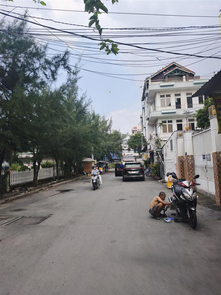 Nhà 6,5x30 trống suốt d9uo8ng2 xe tải trường chinh