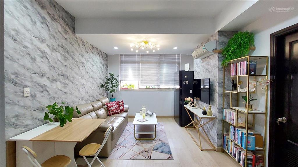 Bán căn hộ screc tower  90m2/3pn giá 5.85 tỷ  sổ hồng  0908 879 *** tuấn