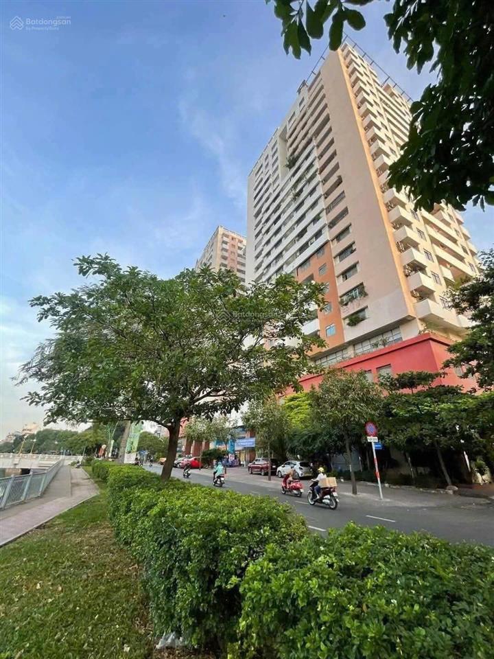 Bán căn hộ screc tower  92m2/2pn giá 5.8 tỷ sổ hồng  0908 879 *** tuấn