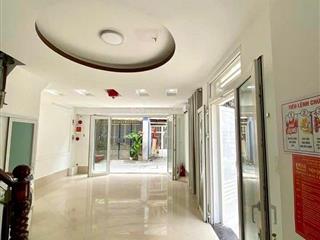 Bán nhà đường huỳnh văn bánh  quận phú nhuận  5x10  4 lầu  13.6 tỷ  0908 879 *** tuấn