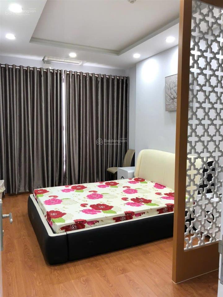 Bán căn hộ kingston residence  78.2m2/2 phòng ngủ giá 7.3 tỷ  sổ hồng  0908 879 *** tuấn