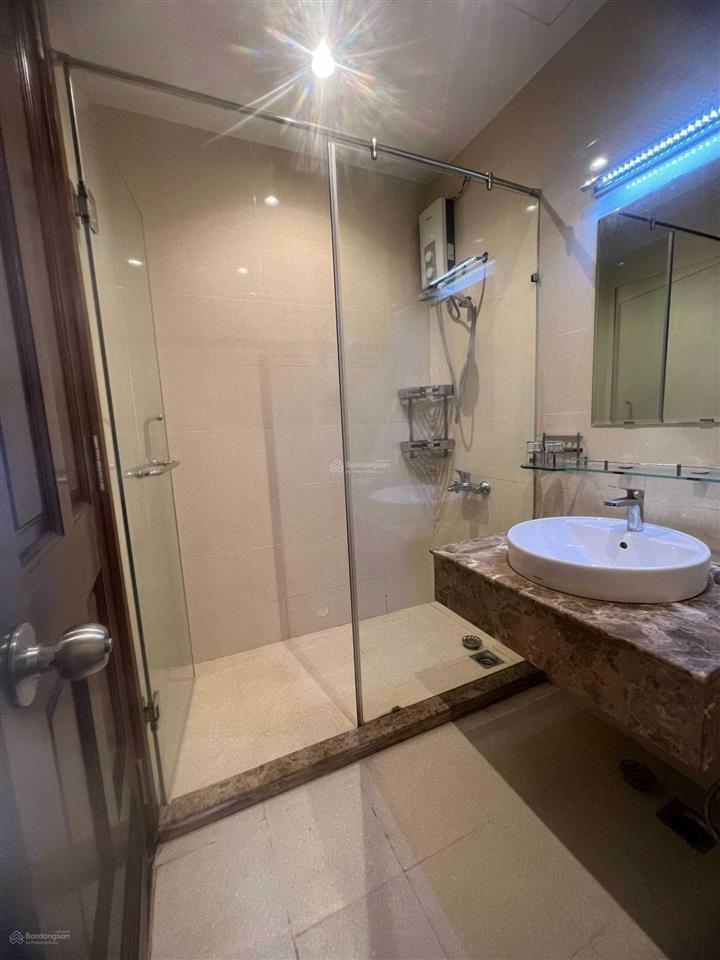 * thuê officetel sky center 70m2 nội thất cơ bản y hình 15tr, nhận nhà ngay tel 0942 811 *** tony