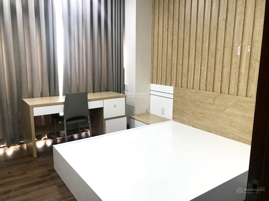 Bán  sổ hồng  chung cư cộng hòa plaza  99m2/2pn giá 6,4 tỷ  0908 879 *** tuấn