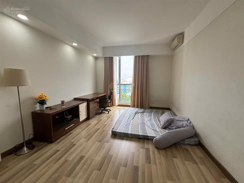 Bán căn hộ sài gòn airport plaza  93m2/2pn giá chỉ 6,5 tỷ  sổ hồng  0908 879 *** tuấn